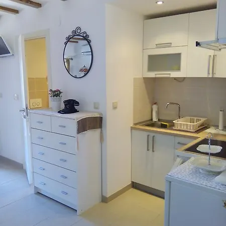 Apartment Antonia Feriehus