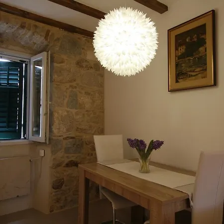 Holiday home Apartment Antonia