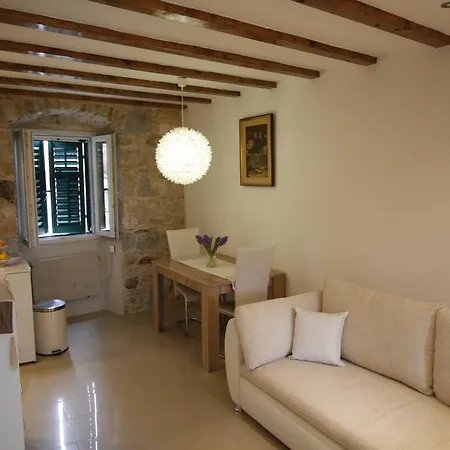 Holiday home Apartment Antonia *
