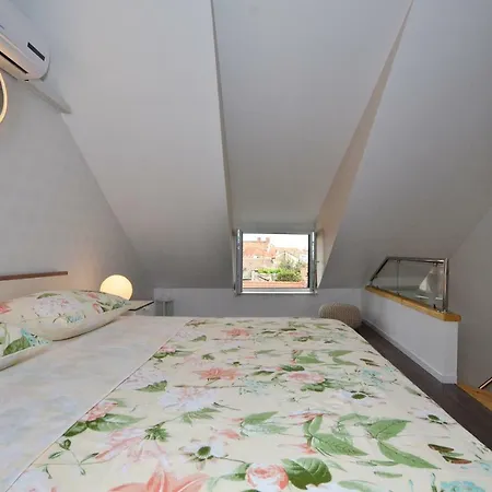 Apartment Antonia Holiday home